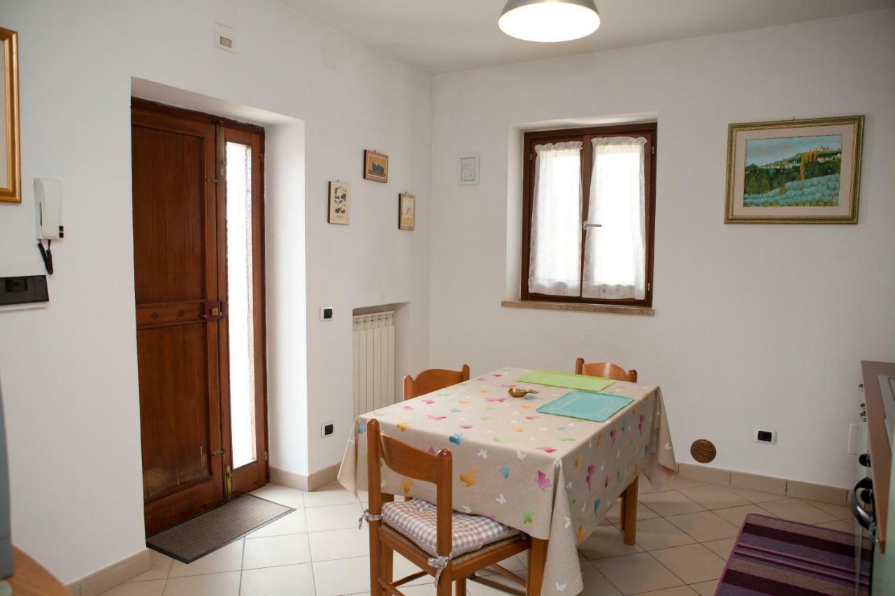 Lavanda E Rosmarino Home Assisi Bagian luar foto